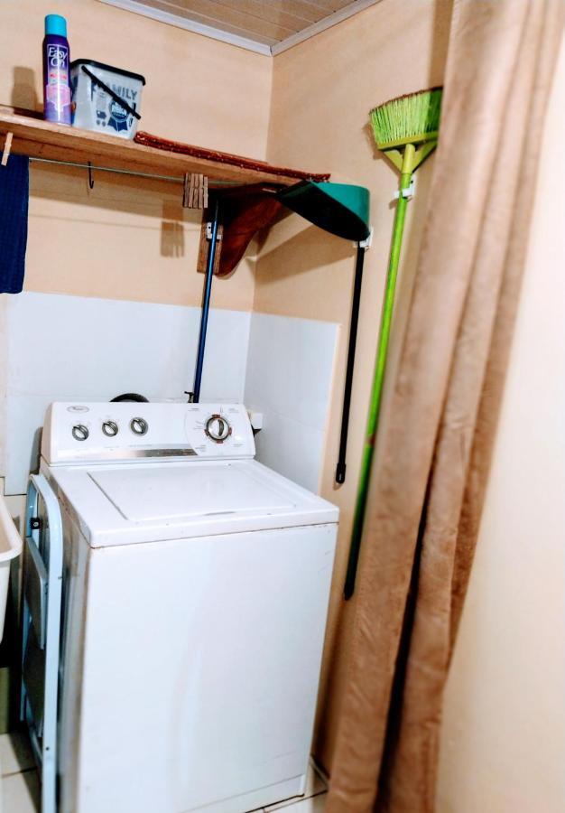 Gables Vacation Rentals With Private Gated Parking Onsite Knockpatrick 외부 사진