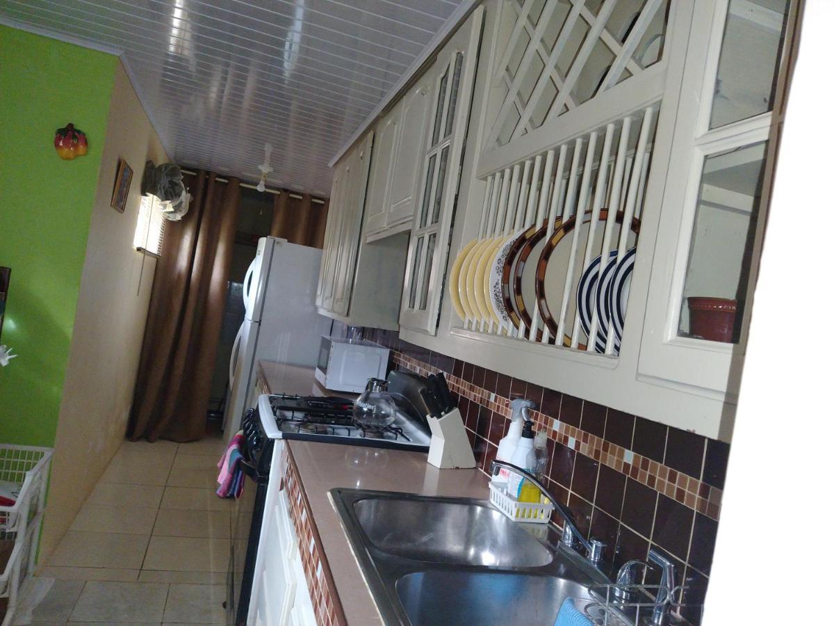 Gables Vacation Rentals With Private Gated Parking Onsite Knockpatrick 외부 사진