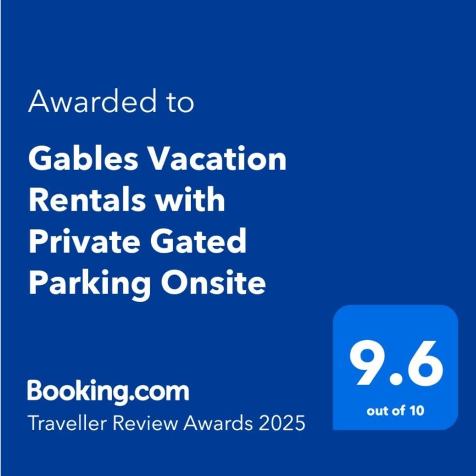 Gables Vacation Rentals With Private Gated Parking Onsite Knockpatrick 외부 사진